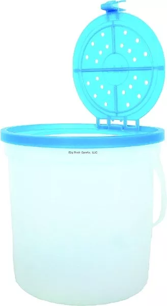 Challenge Bait Bucket 4 Quart With Lid #G350