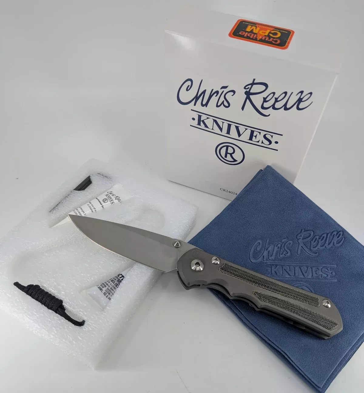 *Consignment* Chris Reeve Knives Large Sebenza 25 w/ Black Canvas Micarta Inlay