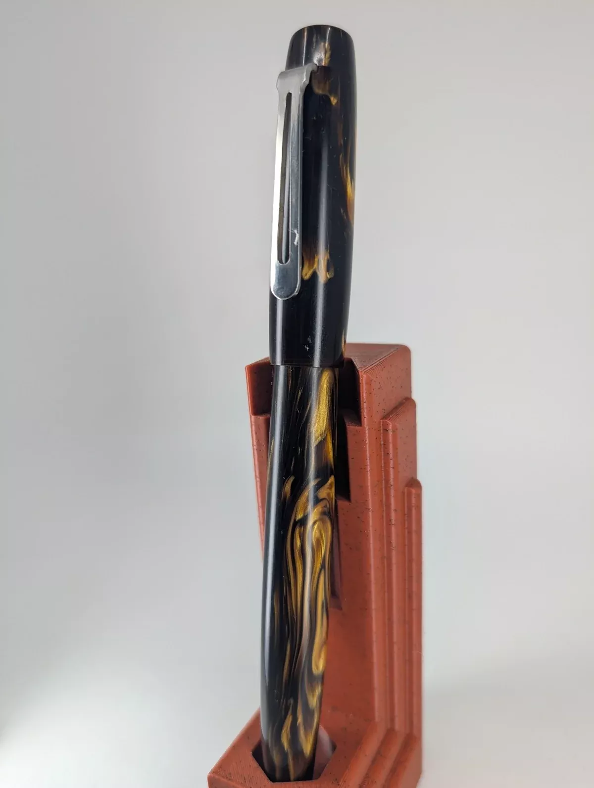*Consignment* Hardy Penwrights 10-R Retro – Dupras “Dark Tortoise” Fountain Pen