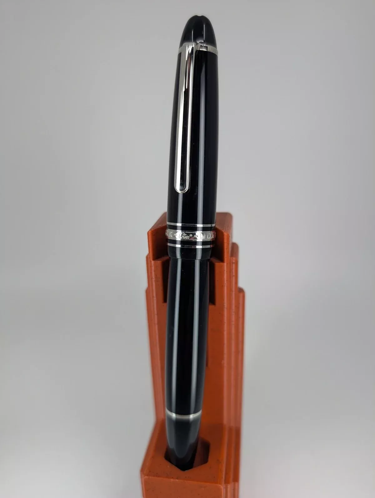 *Consignment* Montblanc Meisterstuck Pix Black / Silver Rollerball Pen
