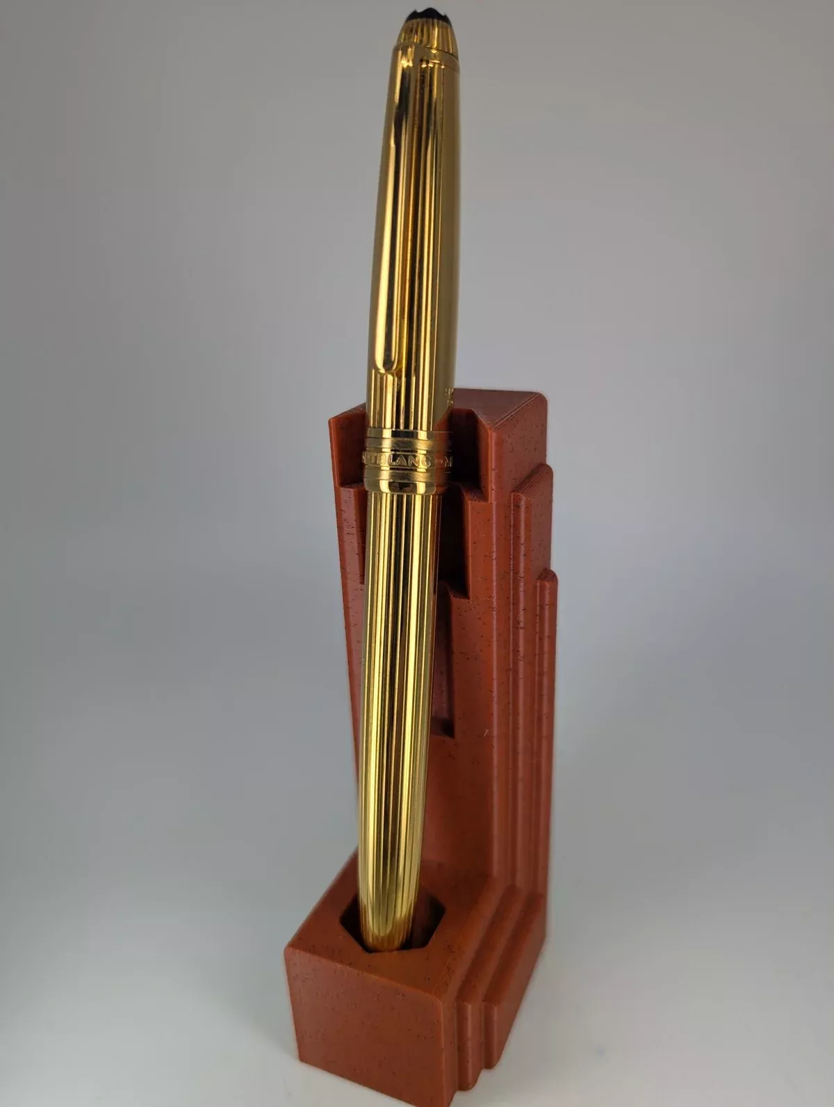 *Consignment* Montblanc Meisterstuck Solitaire Vermeil Pinstripe Rollerball Pen