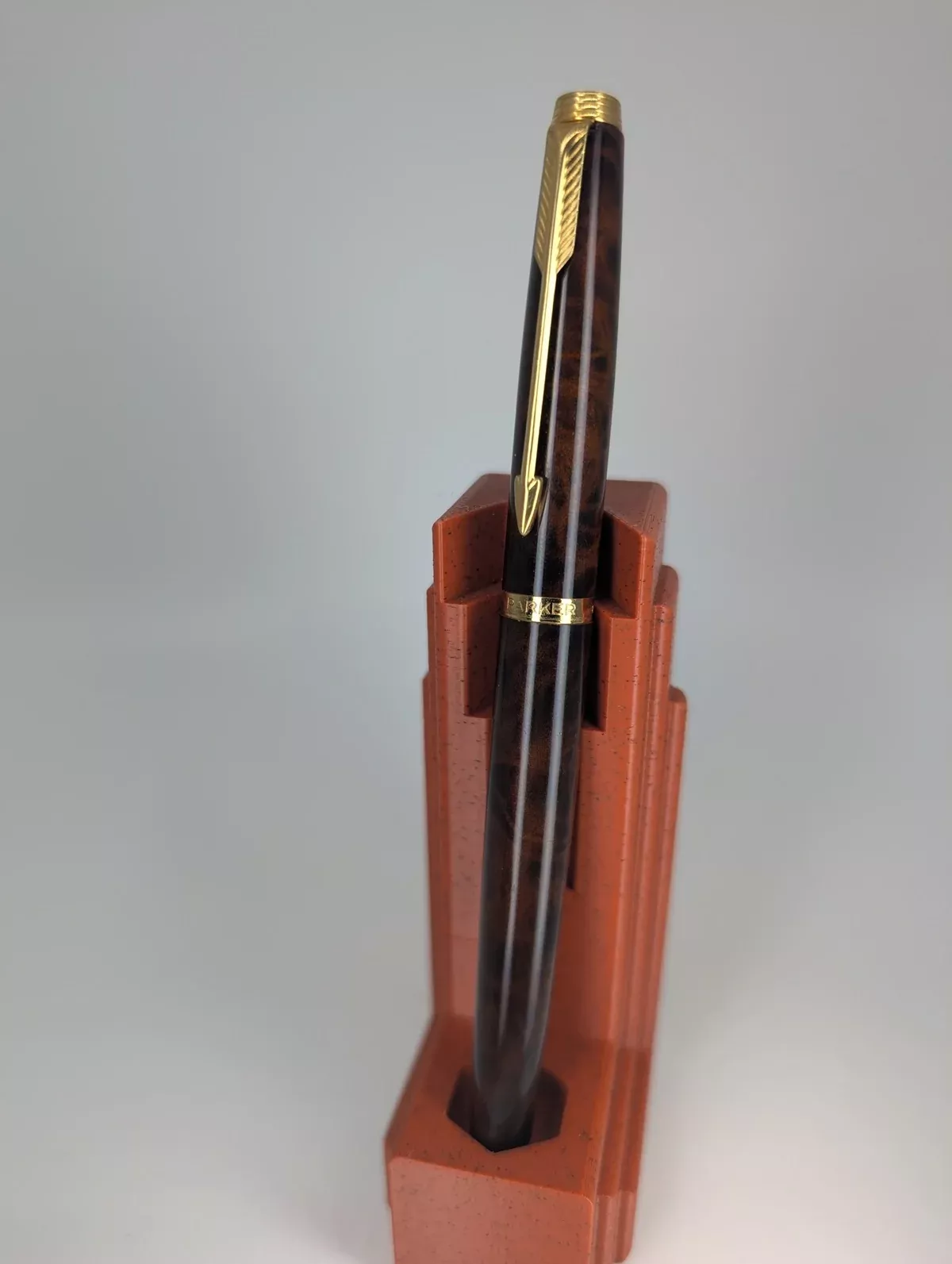 *Consignment* Parker 75 Thuya Brown Lacquer Fountain Pen 14k Medium Nib