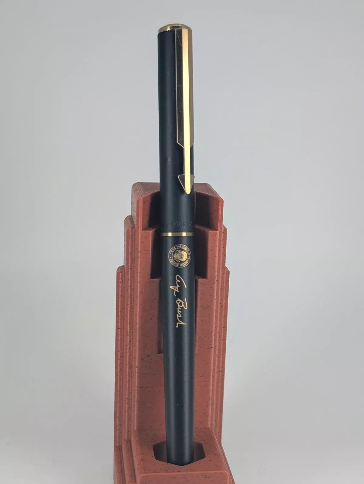 *Consignment* Parker George Bush Vice President Seal Rollerball Pen