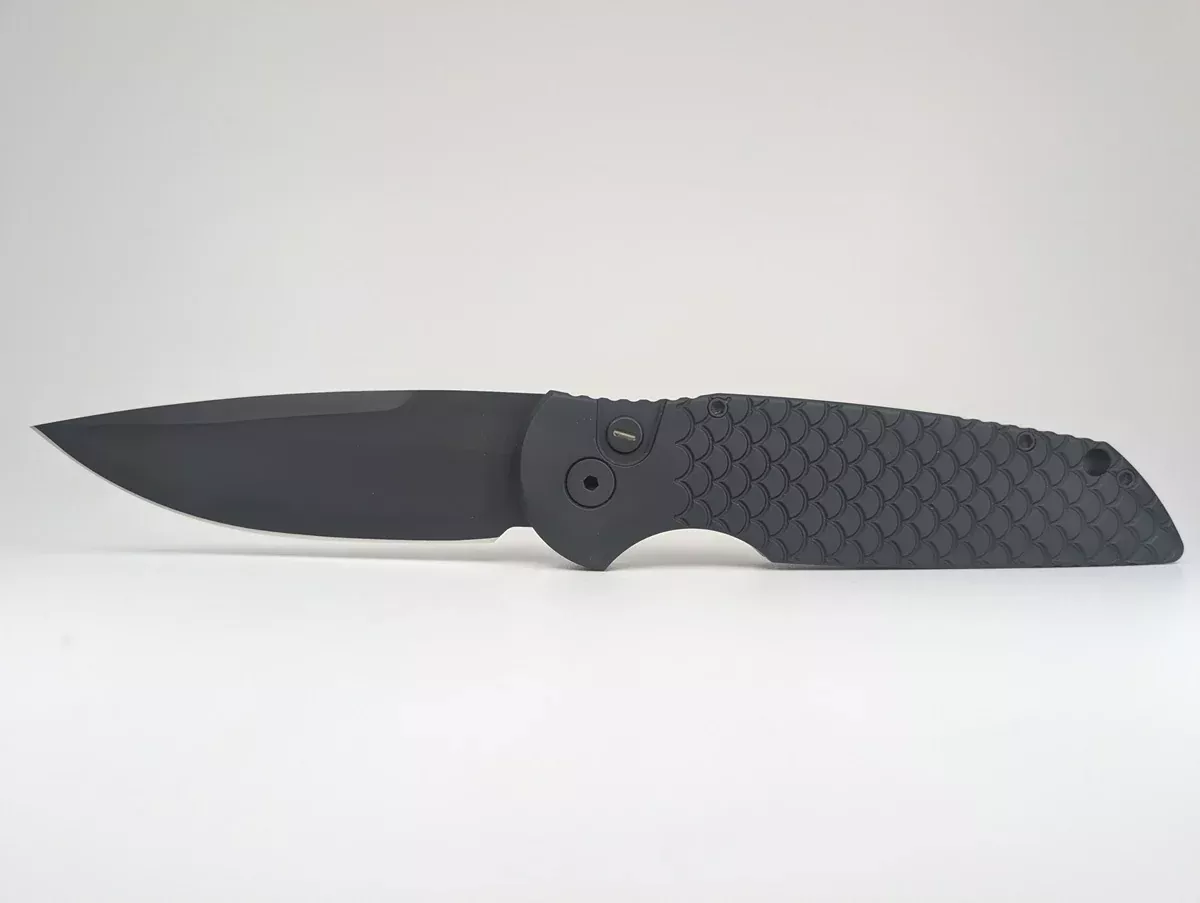 *Consignment* Protech Tactical Response 3 Operator Black Fish Scale DLC Auto Folding Knife