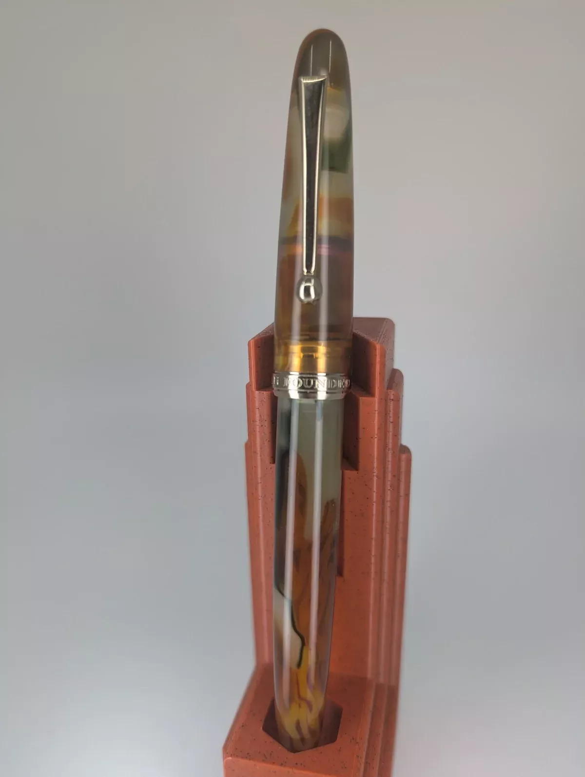 *Consignment* Sailor x Levenger Imperial Nagahara Emperor Fountain Pen 14k (H-M) Nib