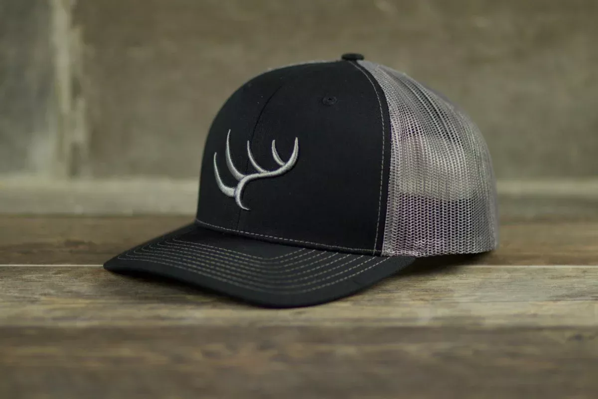 Hunt to Harvest Signature Hat Black & Steel