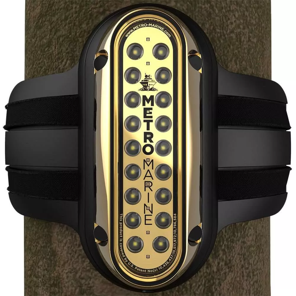 Metro Marine High-Output Vertical Piling Mount Light w/Intelligent Monochromatic LEDs – Blue, 45 Beam