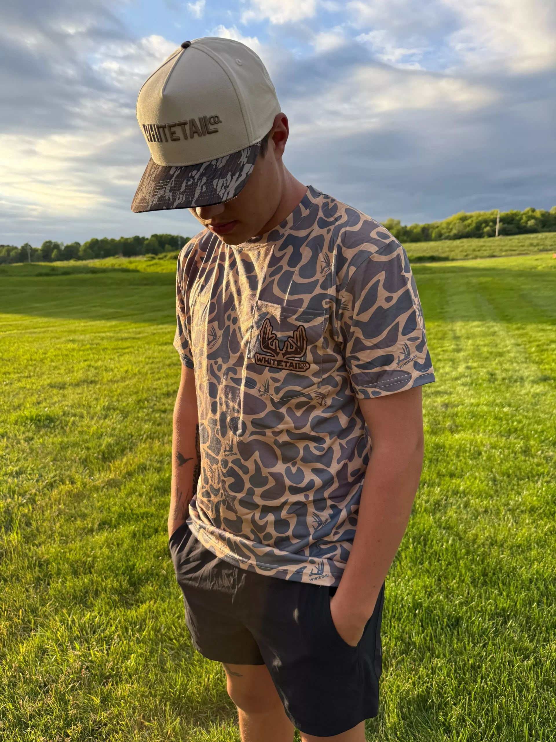 New !!! Whitetail Co. Old Duck Camo Faded Pocket Tee