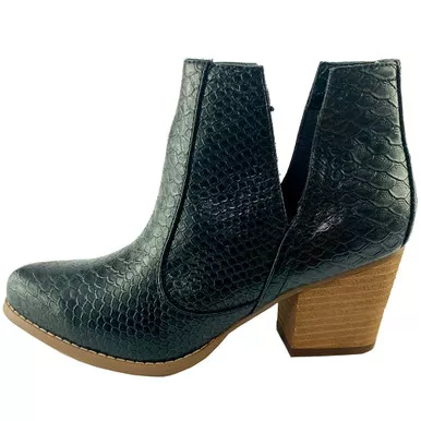 NOT RATED Women's Tarim Boots