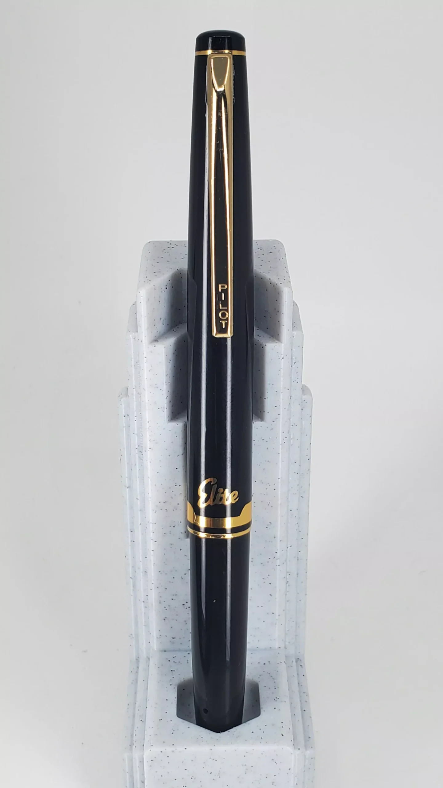 Pilot Elite 95s Fountain Pen 14k Gold Nib *Consignment* *No Box*