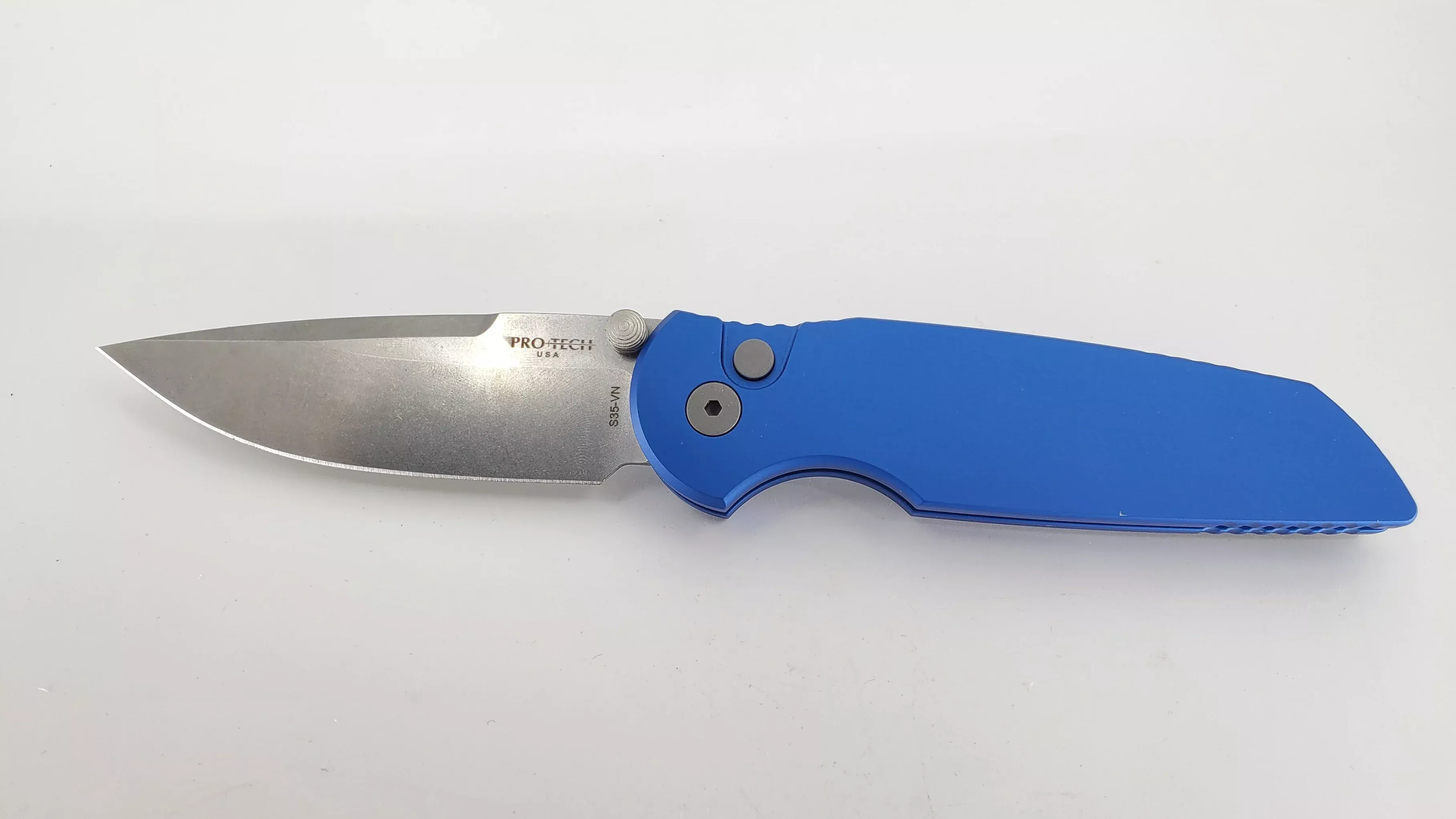 Protech Tactical Response 3 Integrity Blue Handle S35vn Double Thumbstud Buttonlock Folding Knife