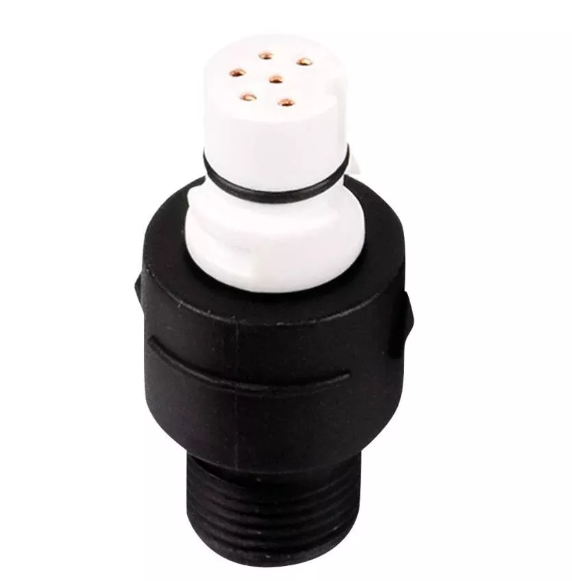 Raymarine DeviceNet M to SeatalkNG F Connector• A06083