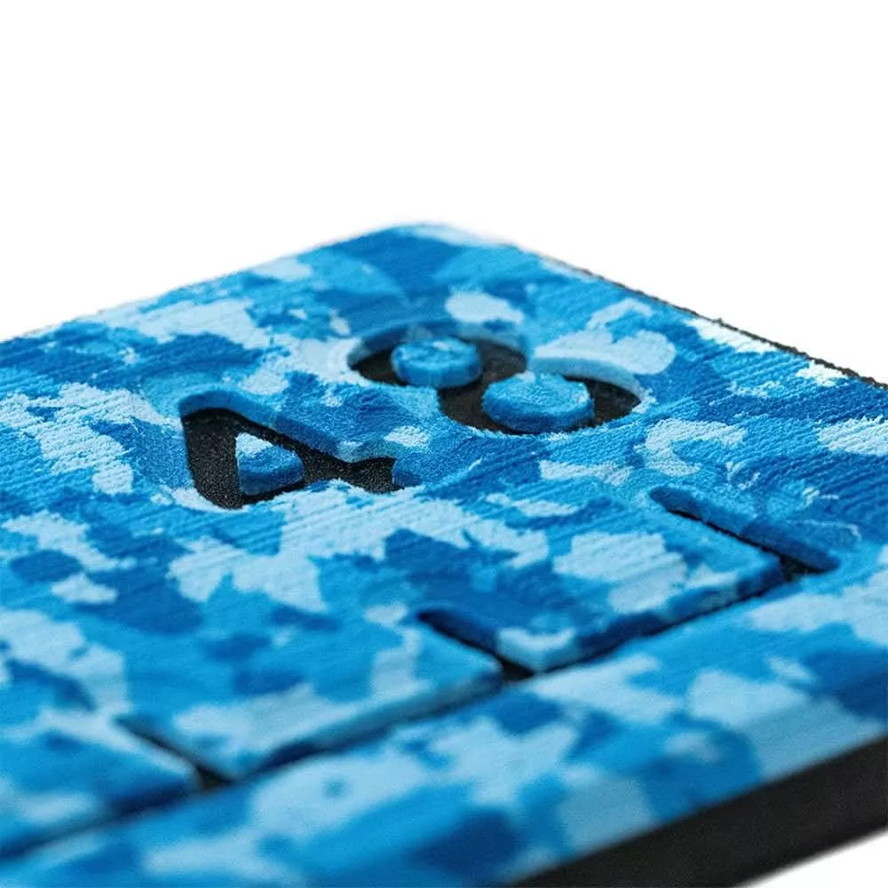SeaDek 48 Routed Ruler – 6mm – Brushed Texture – Aqua Camo/Black