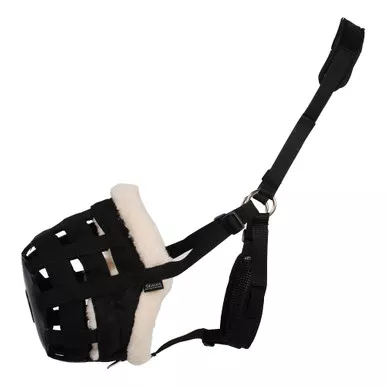 SHIRES Deluxe Comfort Full Black Grazing Muzzle (495NFBLKFULL)