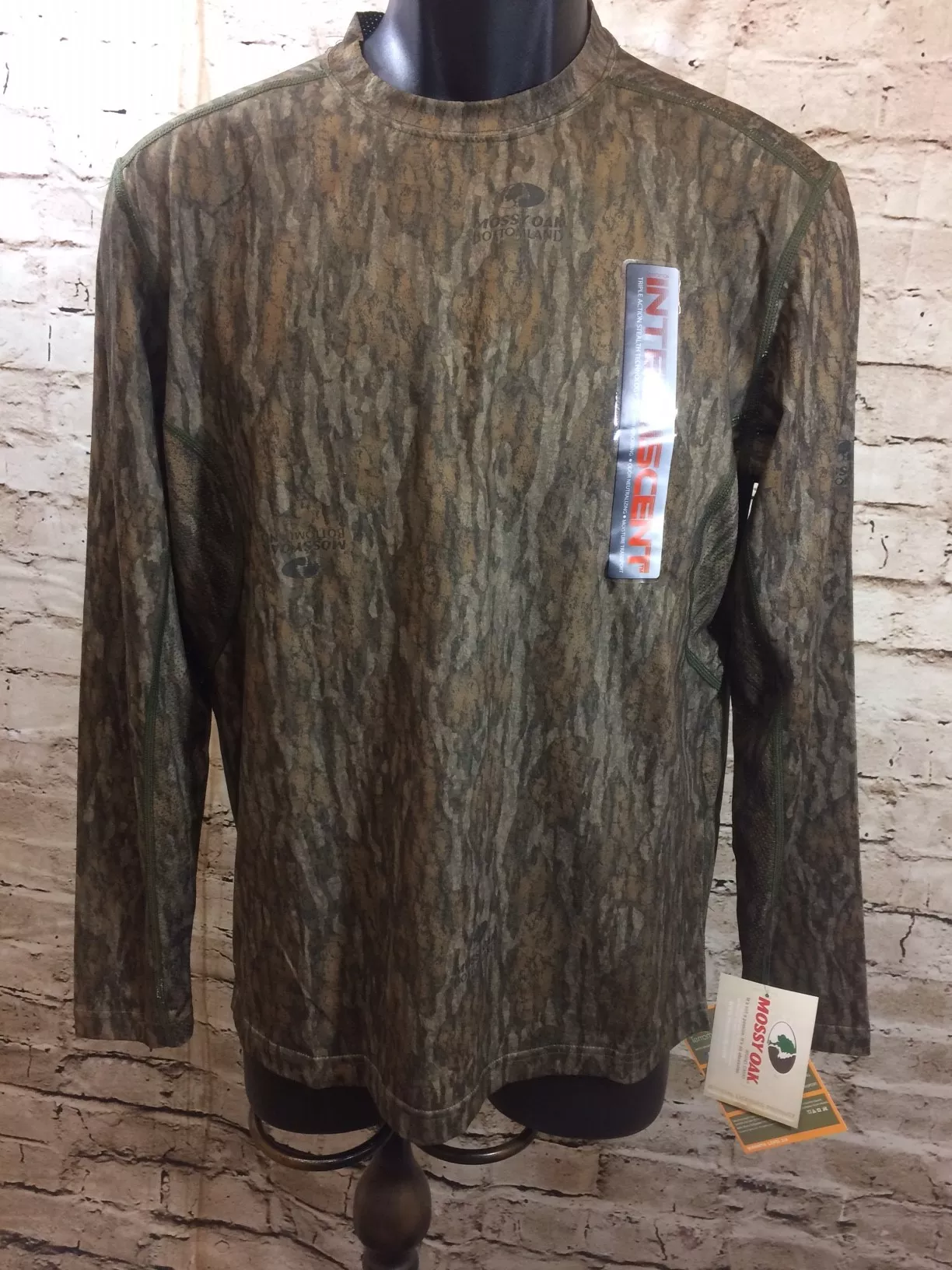 Terramar Men’s Stalker Long Sleeve Crew